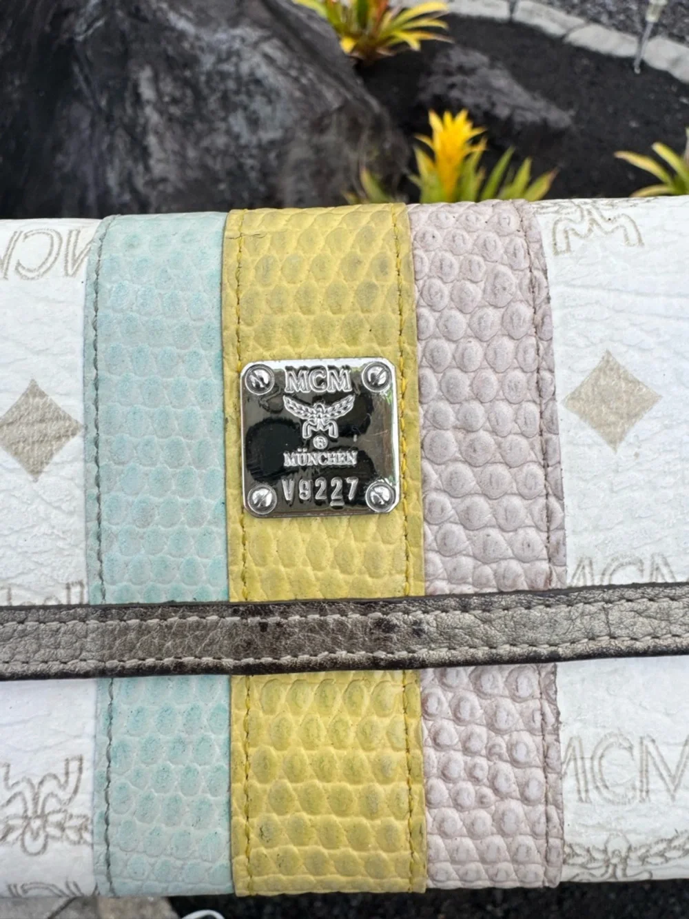 MCM Visetos Stripe Continental Wallet Cream Multicolor Leather Logo Long Wallet